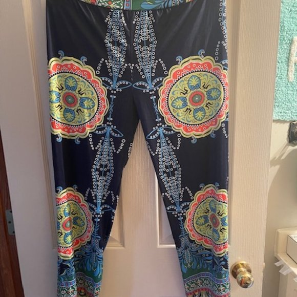 womens pants - Picture 2 of 2